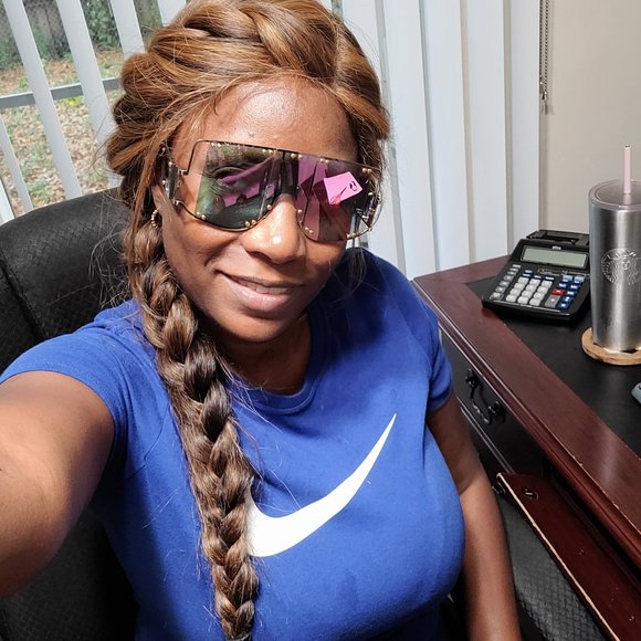 Iconic Oversize Side Shade Sunglasses main image 3